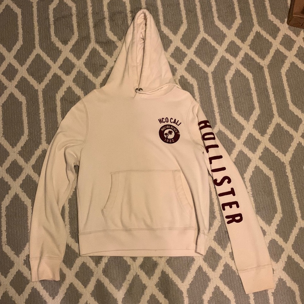 Cream Hollister Sweatshirt, lightly used